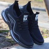 men black sneekers