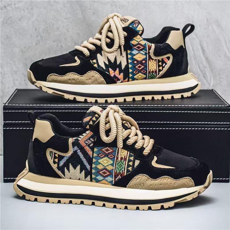Hongyan New Fashionable Sports Shoes for Comfortable Travel and Leisure Thick Soled Men Shoes